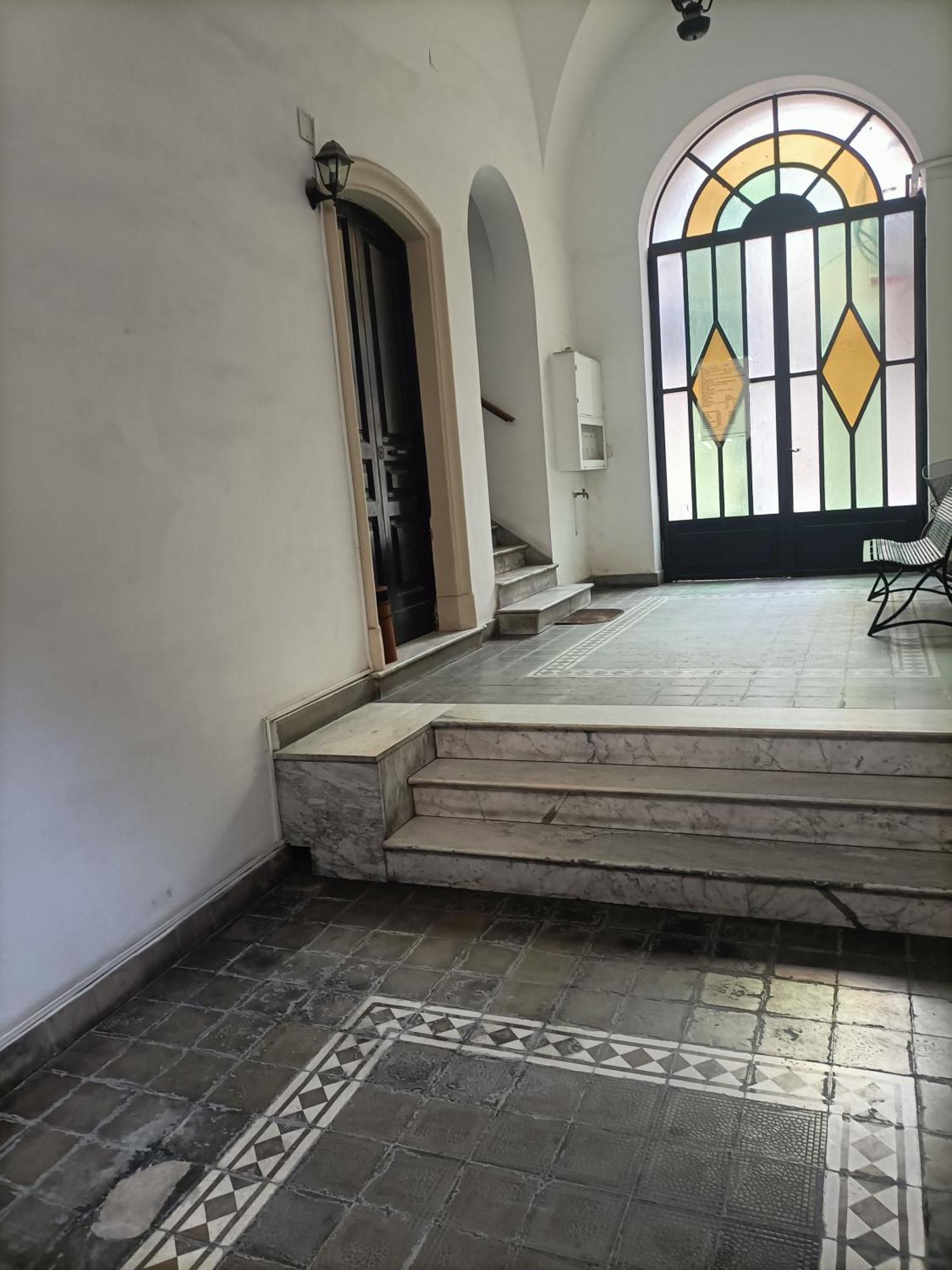 Cortile Umberto * Aeroporto di Catania Fontana Rossa